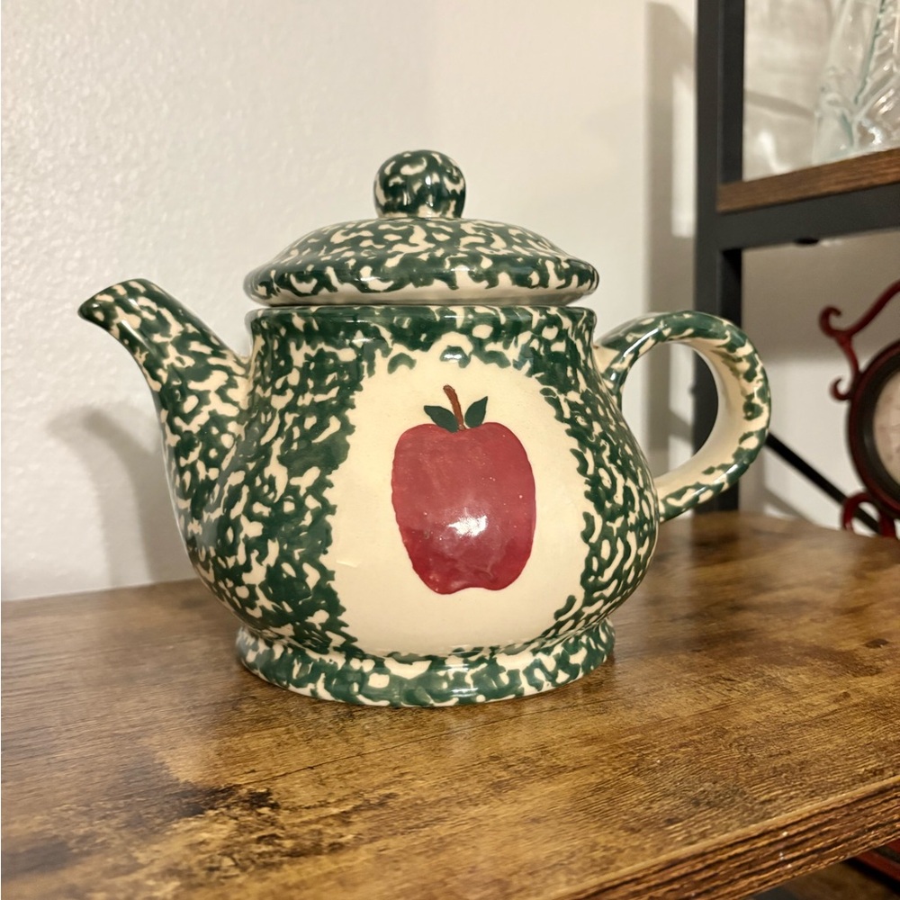 Hand-Painted Green Speckle Ceramic Teapot with Red Apple Motif